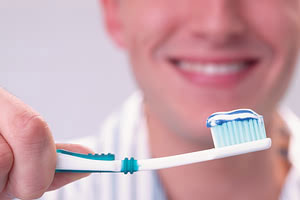 مسواک بزنید،مراقبت از دندان های طبیعی،دندان های مصنوعی،انواع دندان ها،بی دندانی،دهان و دندان