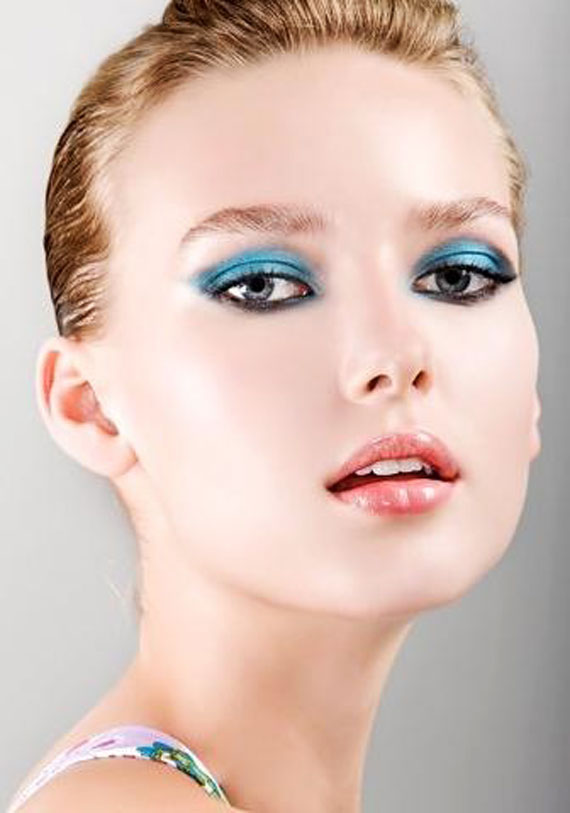 new-makeup-blue-eyes-(1)