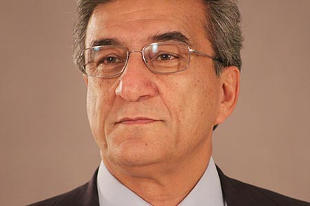 محمود معظمی، استاد فروش و کسب‌وکار در دوره‌های «نوابغ فروش»