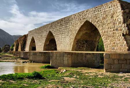  پل آجری در استان لرستان