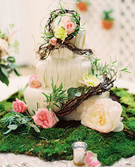 گل های طبیعی و تزیین کیک,تزیین کیک عروسی