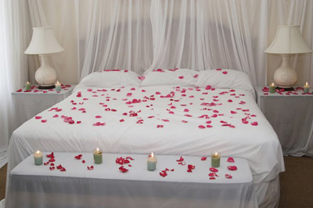 تزیین اتاق خواب عروس با گل, تزیین اتاق خواب عروس با گل و شمع