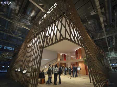 دکوراسیون بزرگترین نمایشگاه ساعت جهان در بازل سوئیس